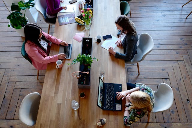 Mastering the Art of Freelance Freedom